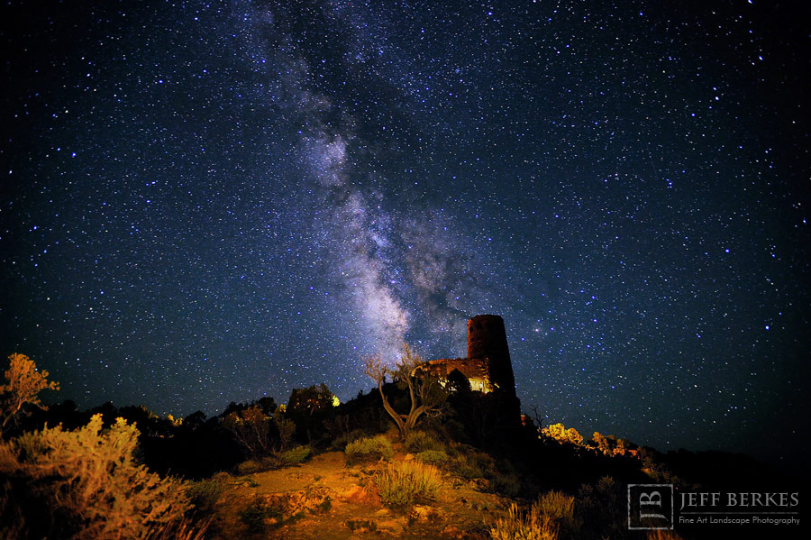 Milky Way Shines Over Grand Canyon Watchtower in Spectacular Photo